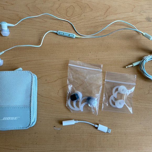 Bose Soundsport Ultra in ear earphones